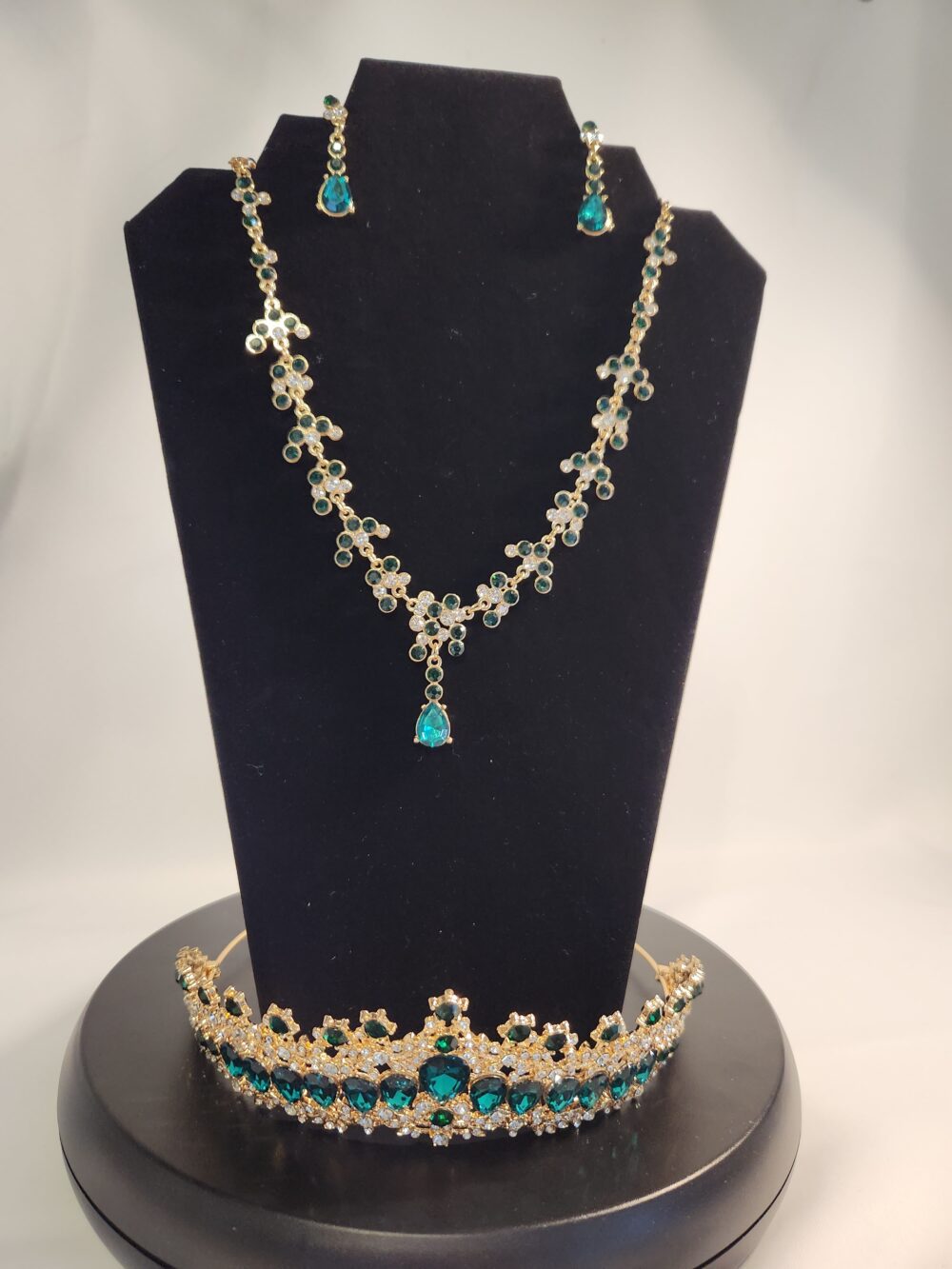 Green Serpent Queen Set